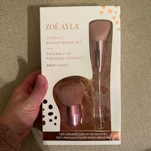 Zoe Ayla 3 in 1 makeup brush